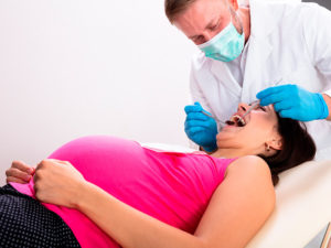 grávida no dentista