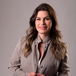 Dra. Larissa Guazzelli Nanni